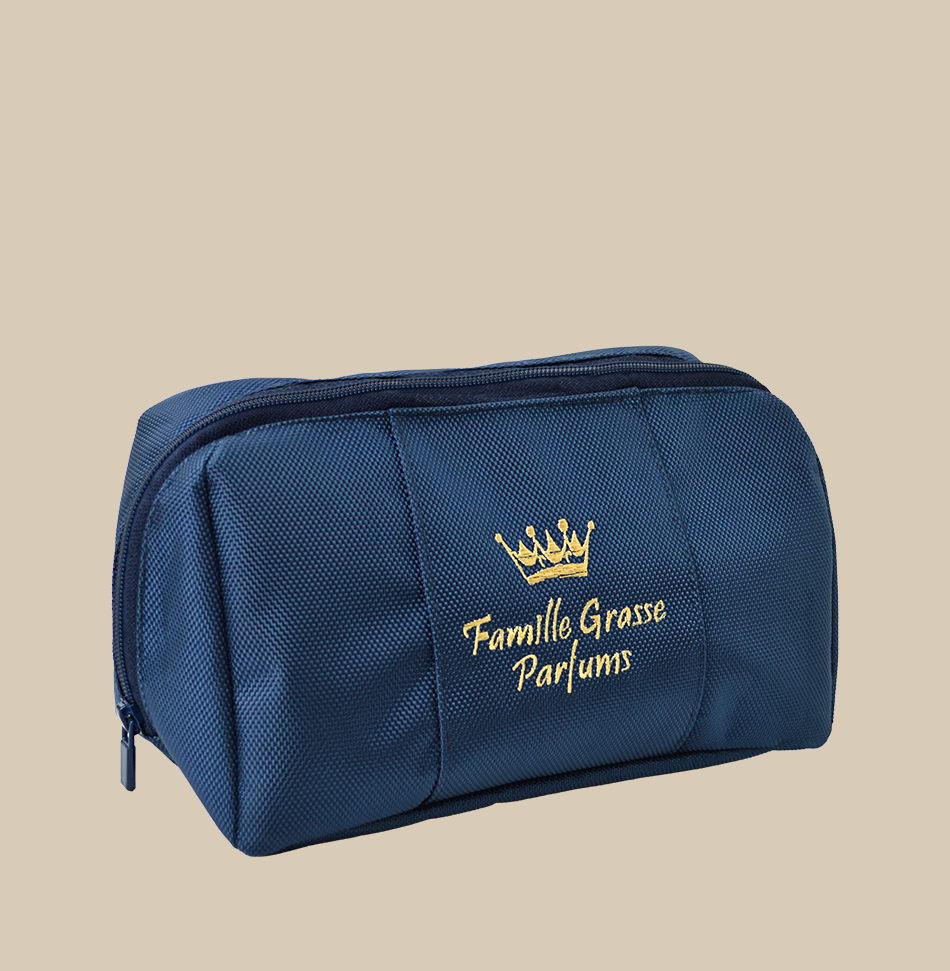 Men’s toiletry bag — Dopp kit